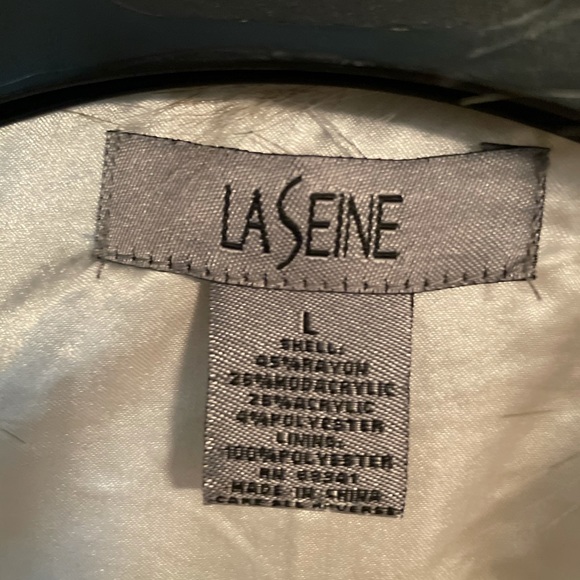 Laseine •  Large • White • Fur Trim • Jacket • New W/Tags - Picture 7 of 15
